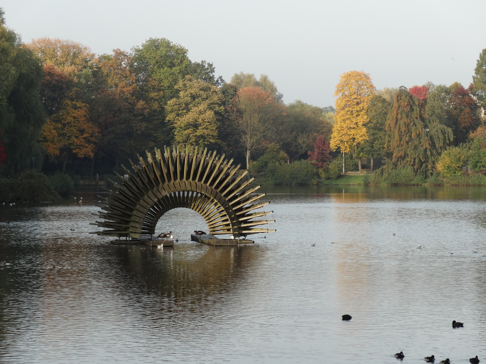 The art work “L’Arche” (The Arch)