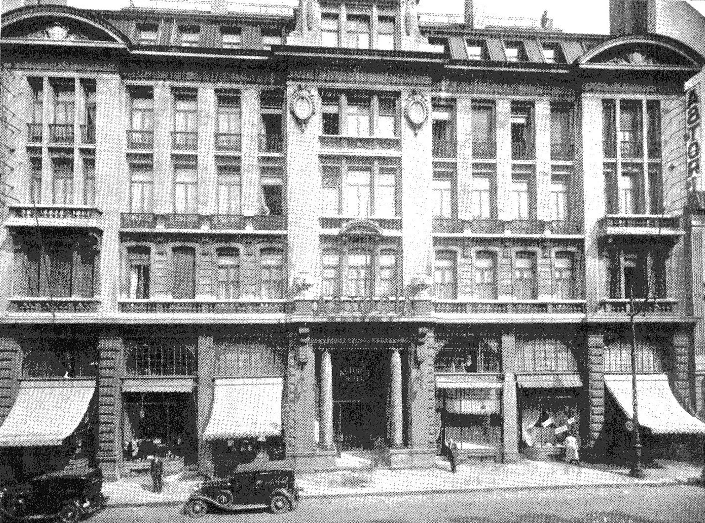 Facade Et Toiture Terrasse Annees 1920