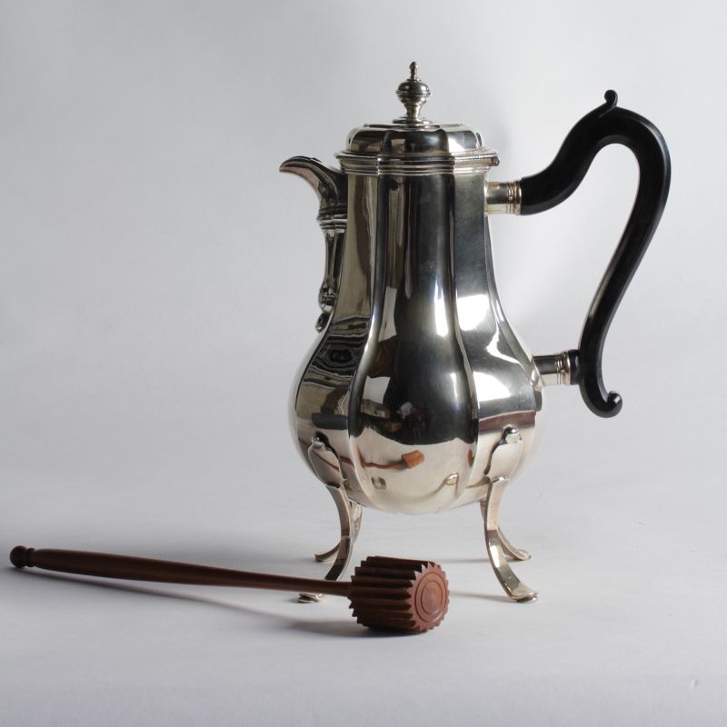 Chocoladeketel van de edelsmid Guillielmus Van Eesbeeck