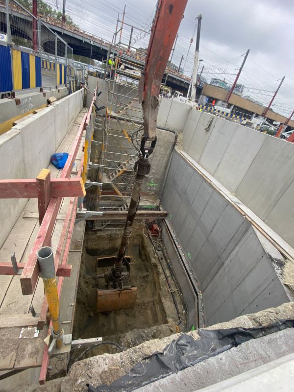 accompagnement archéologique en parallèle aux travaux de construction de la future station de métro Toots